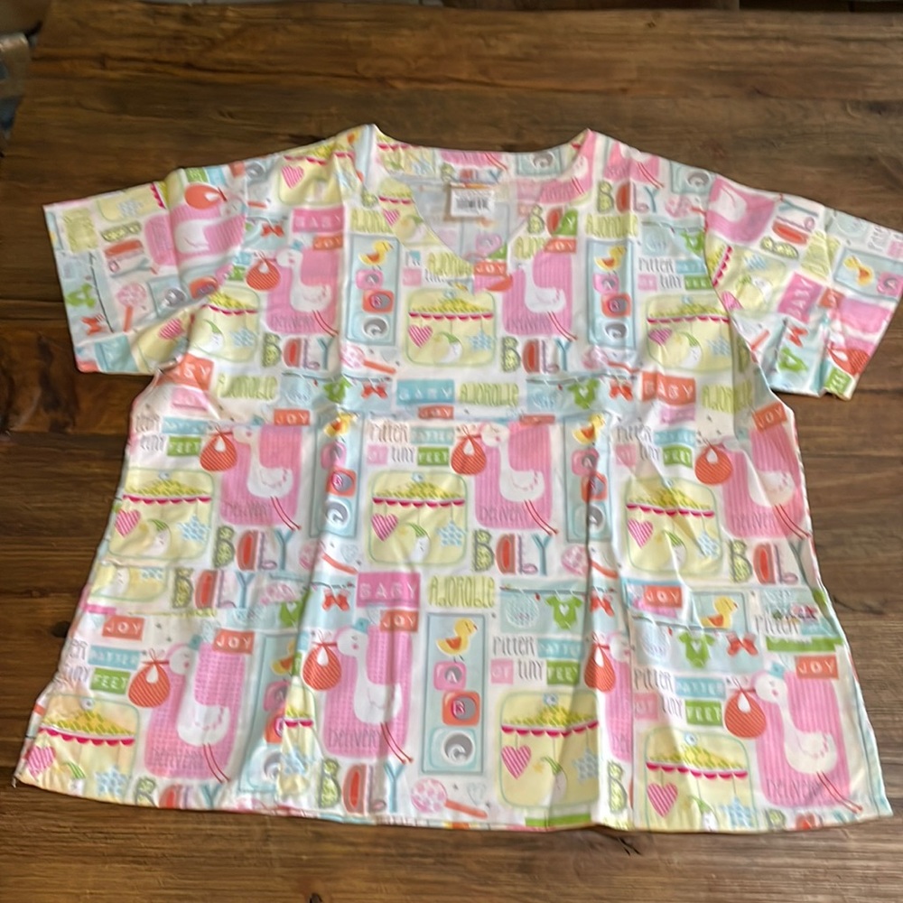 Scrub top
